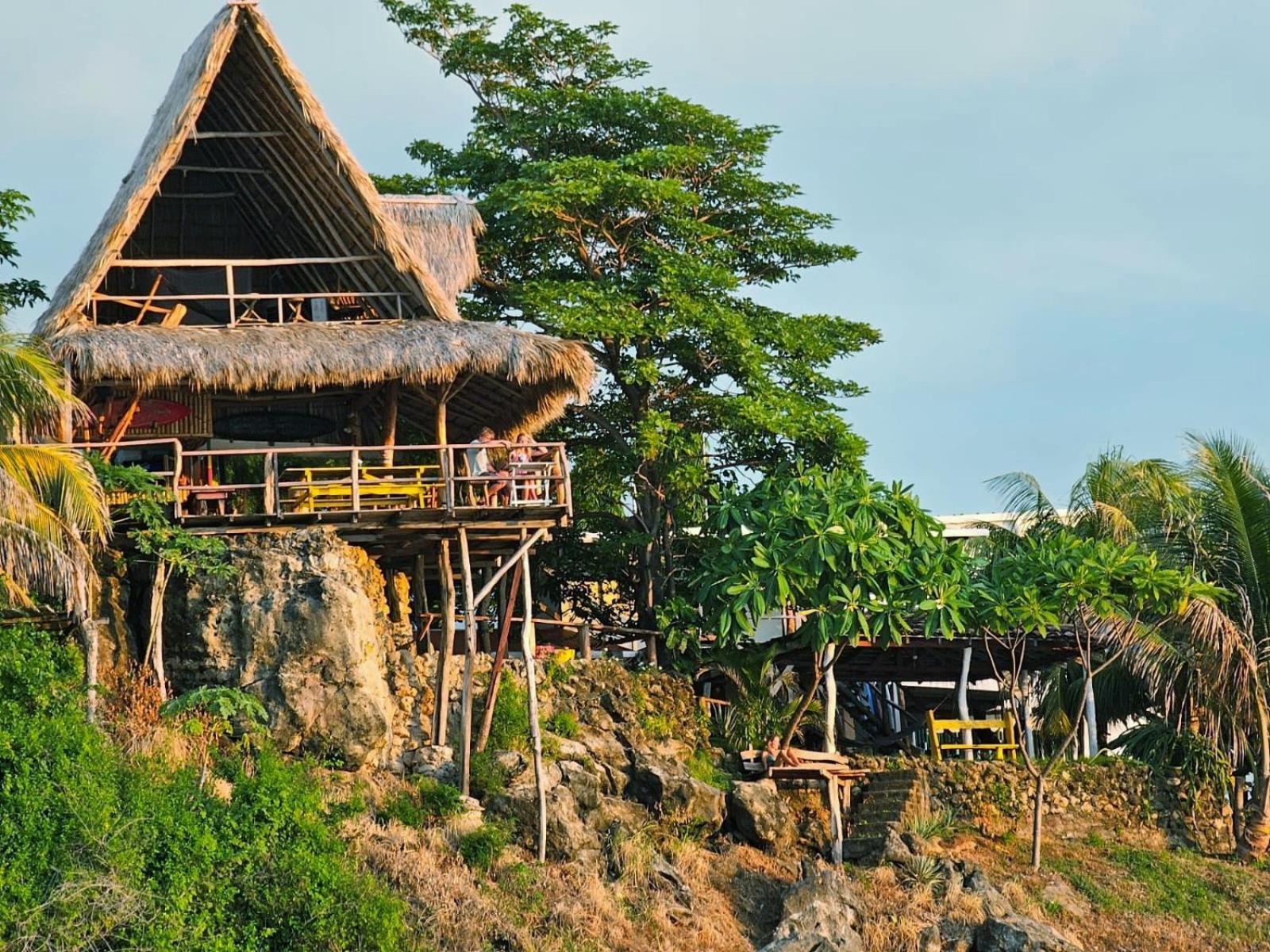 Monkey House Hostel Tola Extérieur photo